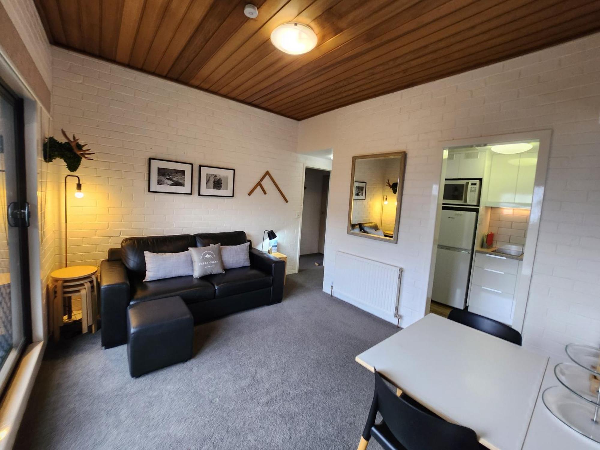 Cedarwood Apartments Фолс-Крик Экстерьер фото